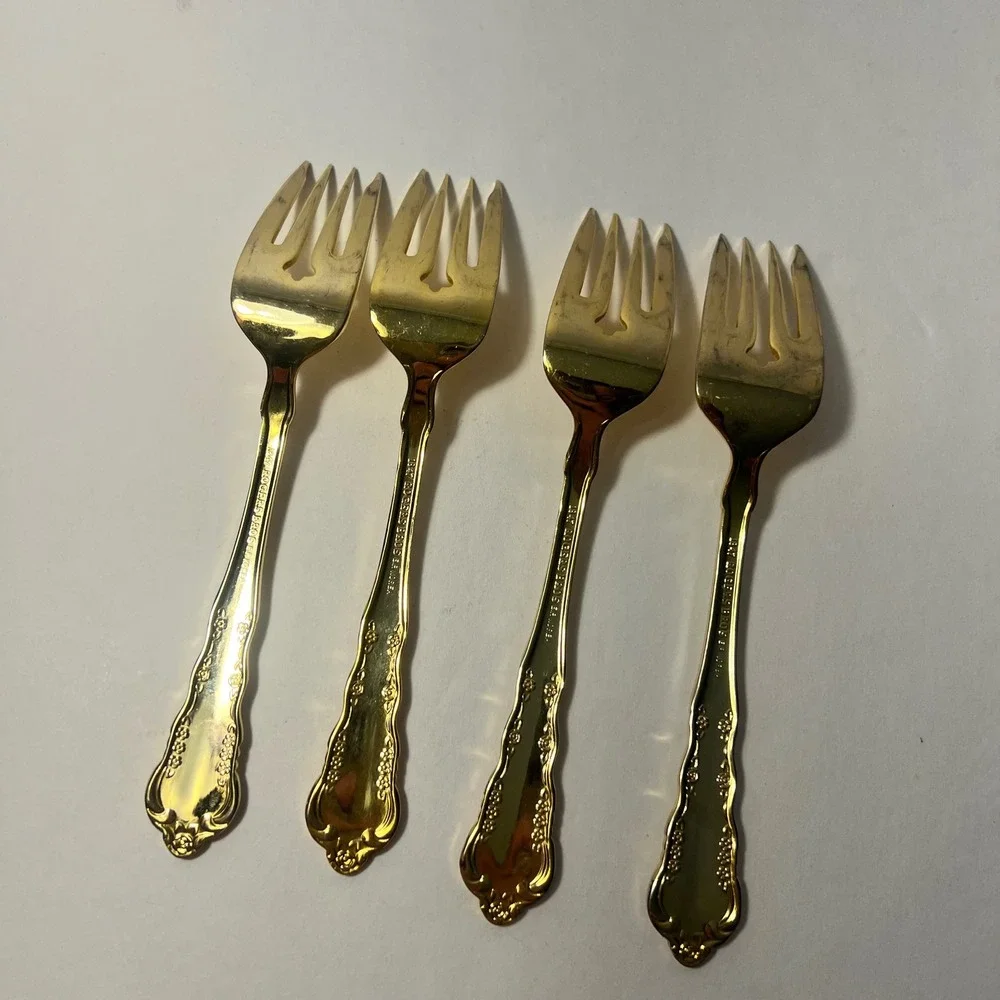 1847 Rogers Bros Gold Electroplate Salad Dessert Forks Set of 4 Floral 6in